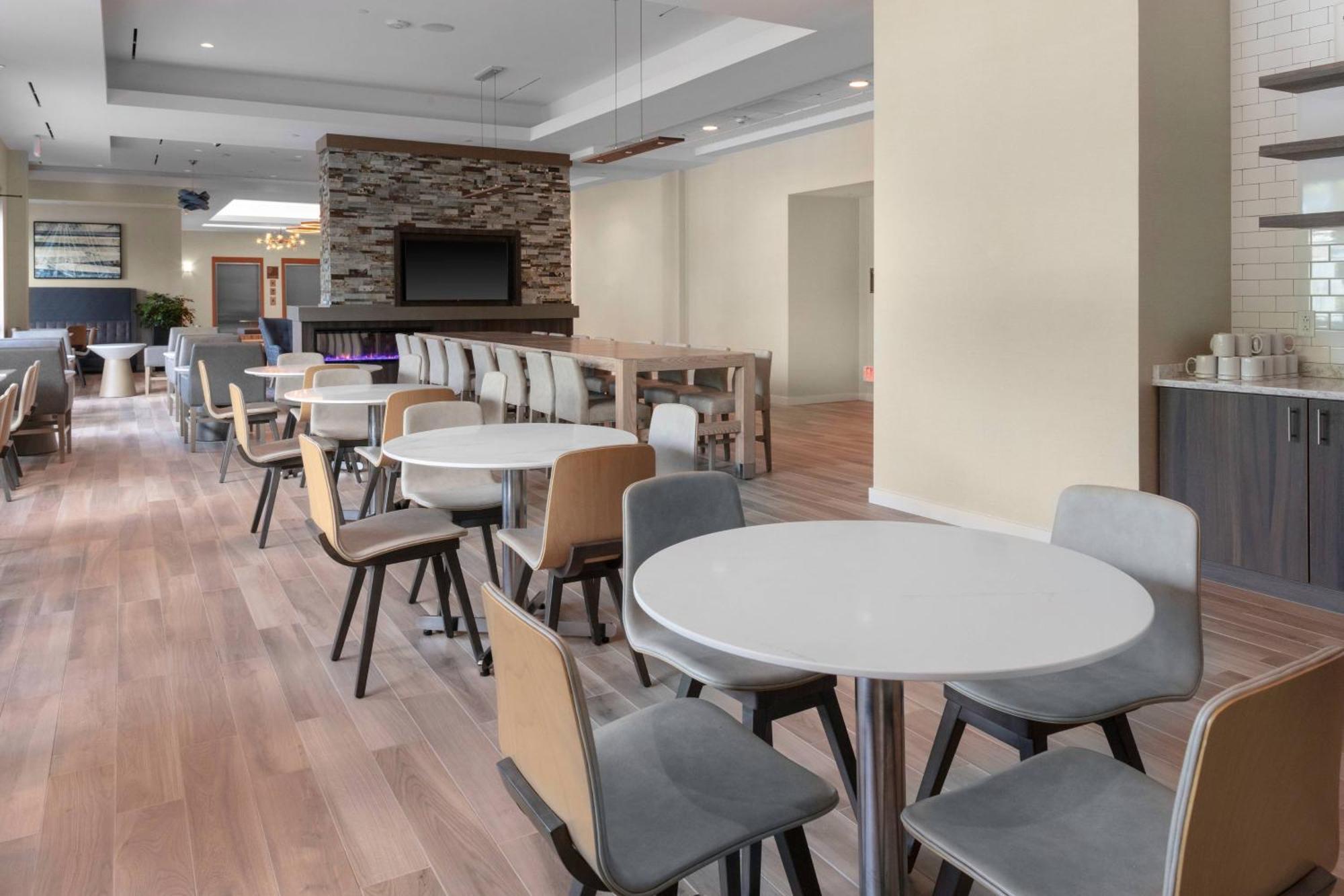 Residence Inn By Marriott Virginia Beach Town Center Екстер'єр фото