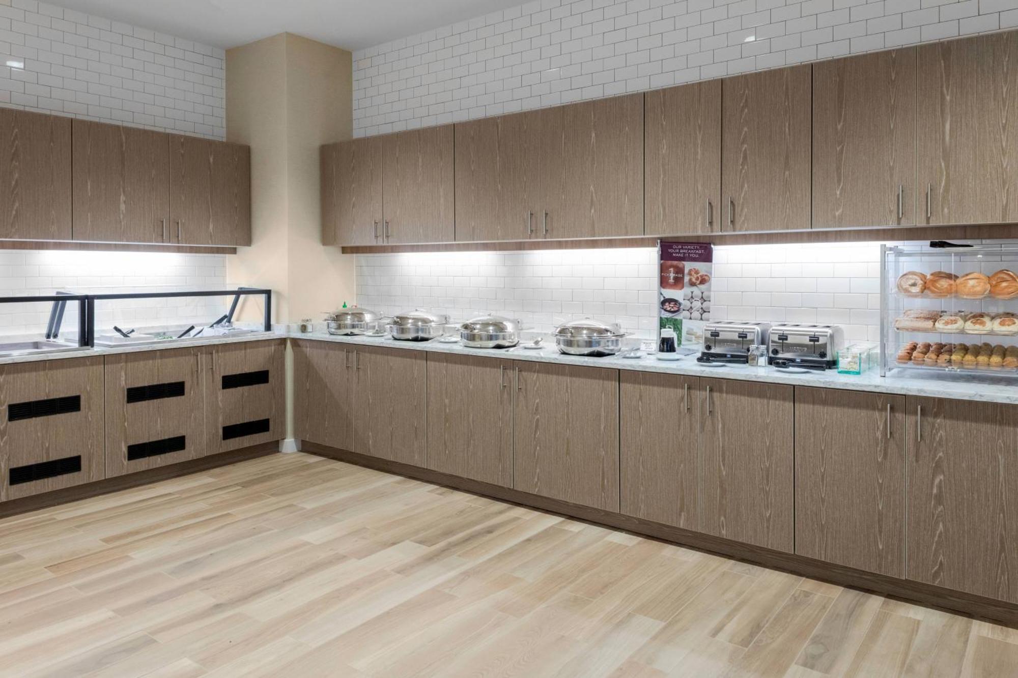 Residence Inn By Marriott Virginia Beach Town Center Екстер'єр фото