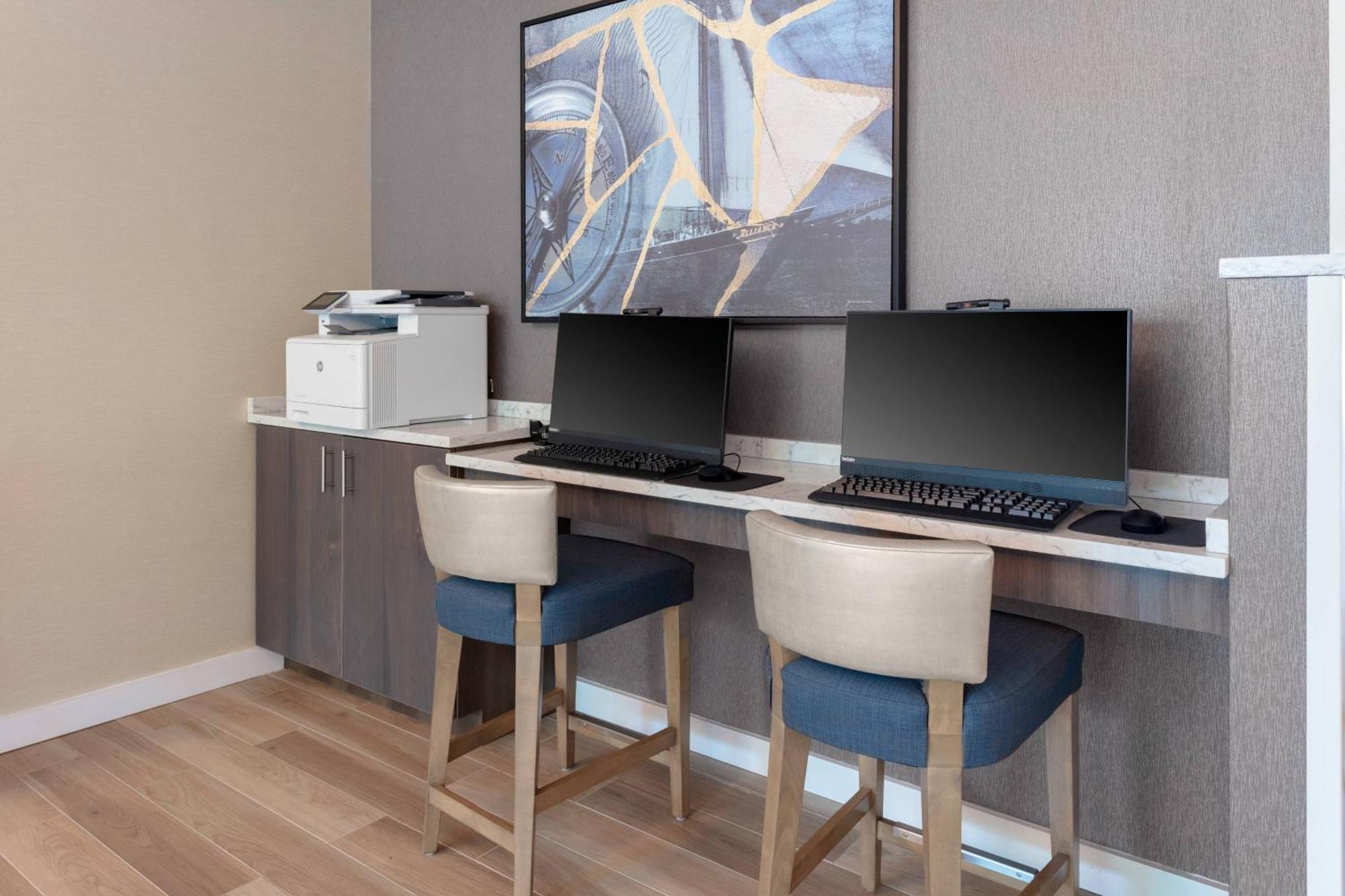 Residence Inn By Marriott Virginia Beach Town Center Екстер'єр фото