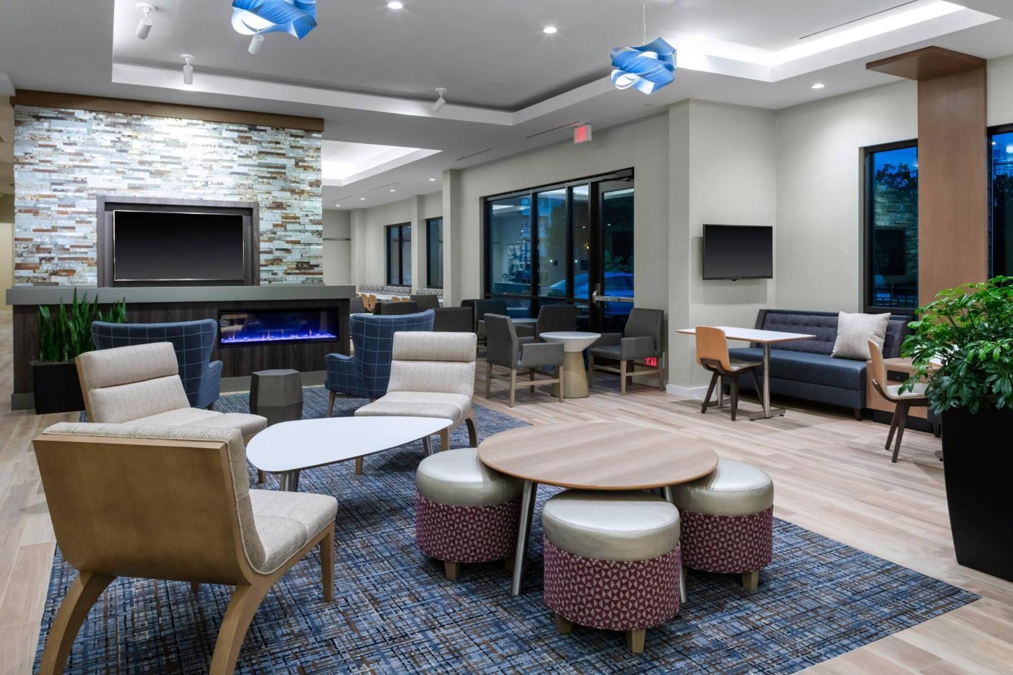 Residence Inn By Marriott Virginia Beach Town Center Екстер'єр фото